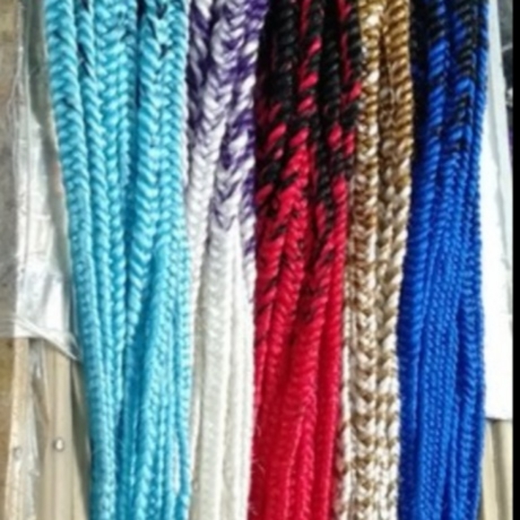 Bandika Lines/ pre braided Ghanaian braids - Picture 4 of 6